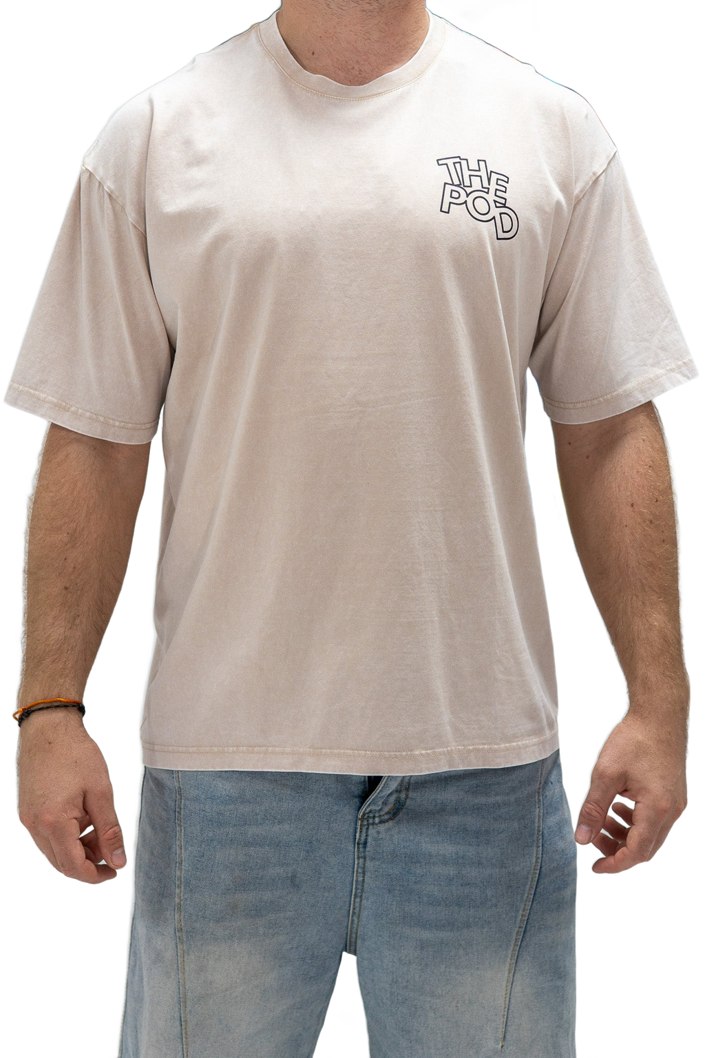 T-shirt THE POD beige — porté, face (détouré)